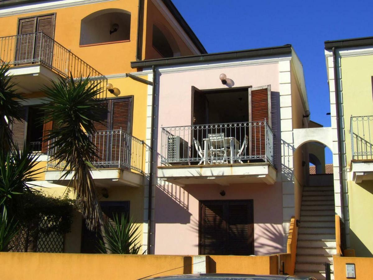 Casa Vacanze Pas سانتا تيريزا غالّورا المظهر الخارجي الصورة